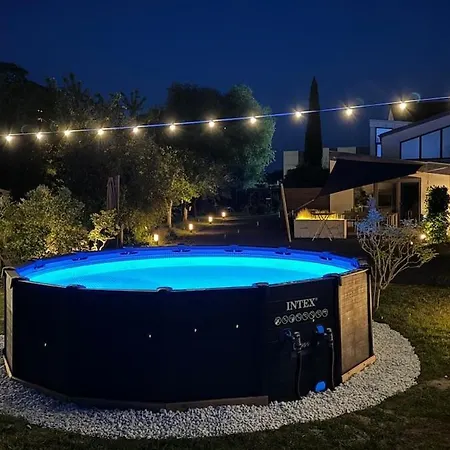 Exklusives Architektenhaus, Pool Und Privateinfahrt