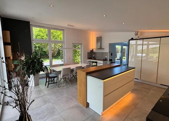 Exklusives Architektenhaus, Pool Und Privateinfahrt Villa *