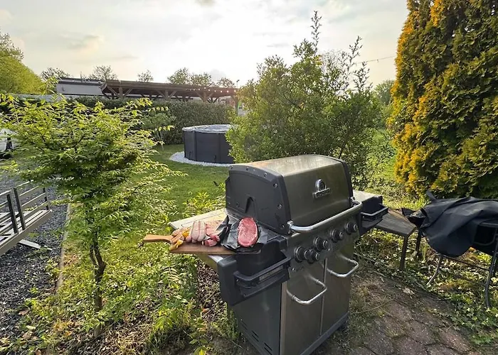 Exklusives Architektenhaus, Pool Und Privateinfahrt Villa